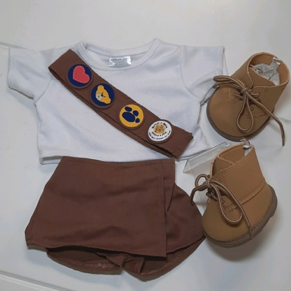 Build-A-Bear Other - Build•A•Bear GirlScout Brownie Set/Bearland Boots
